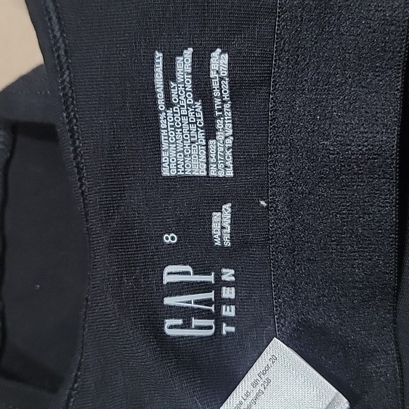 GAP Teen Size 8 Black Sports Bra / Tank Bra / Shelf Bra, NEW with Tag - Picture 5 of 5